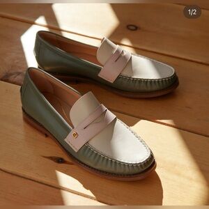 Cole Haan Women’s Lux Pinch Penny Loafer in Tea Leaf/Egret/Rose Leather NEW